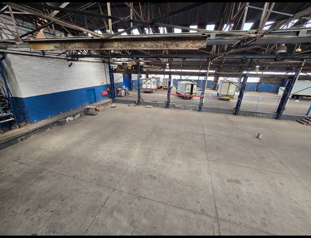 14,150M² FACTORY TO LET IN TUNNEY